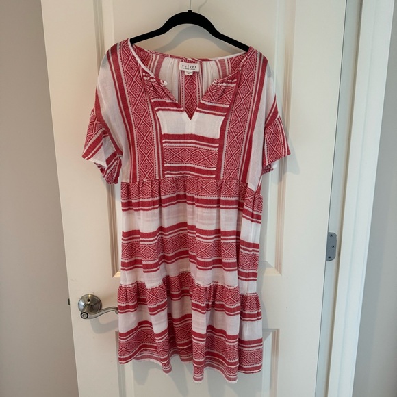 Velvet by Graham & Spencer Janaye Island Jacquard Ruffle Red & White Dress | S - Picture 4 of 9
